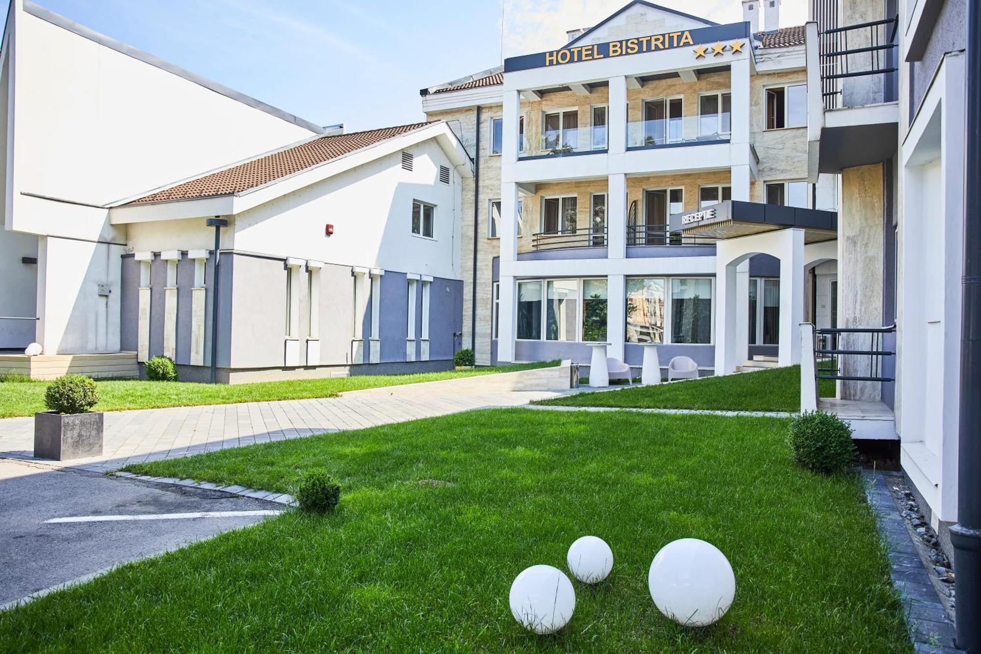 Hotel Bistrita Екстериор снимка